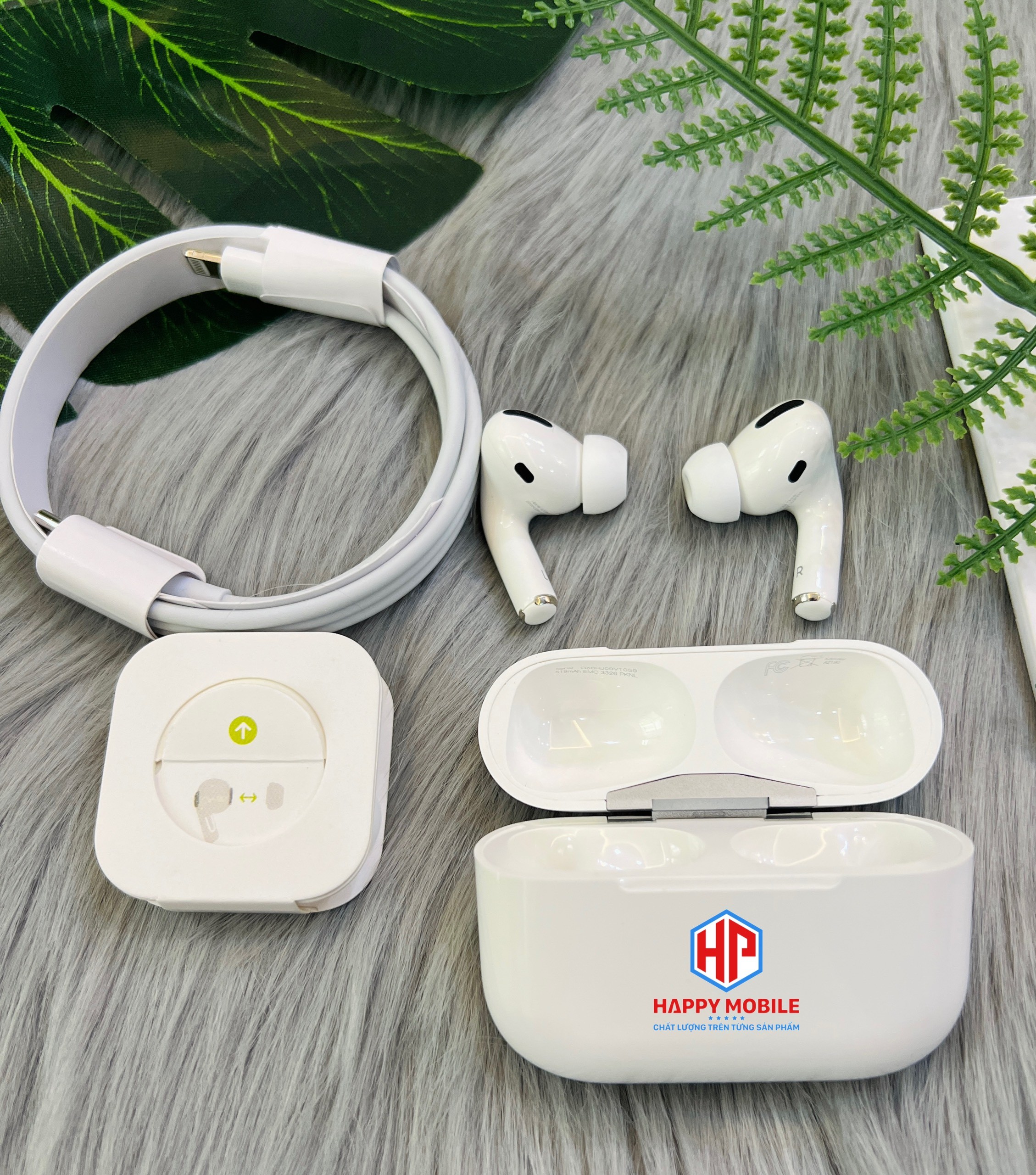 [{"lang_code":"vi","content":"Tai nghe Bluetooth Airpods Pro h\u1ed5 v\u1eb1n 1562 \u00c2m thanh v\u00f2m, bass m\u1ea1nh m\u1ebd"}]