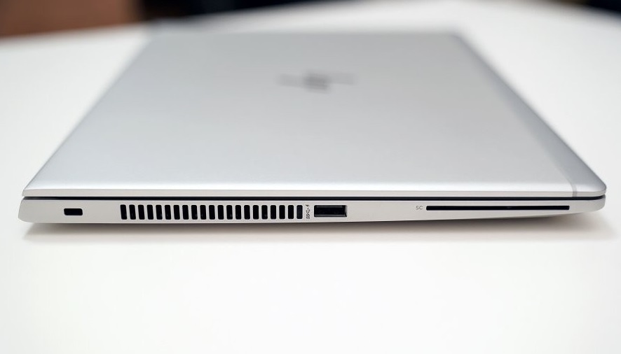 [{"lang_code":"vi","content":"Laptop HP  830 G5 (Core i7- 8550U \/ Ram 8GB \/ SSD 256GB - M\u1edbi 99%"}]