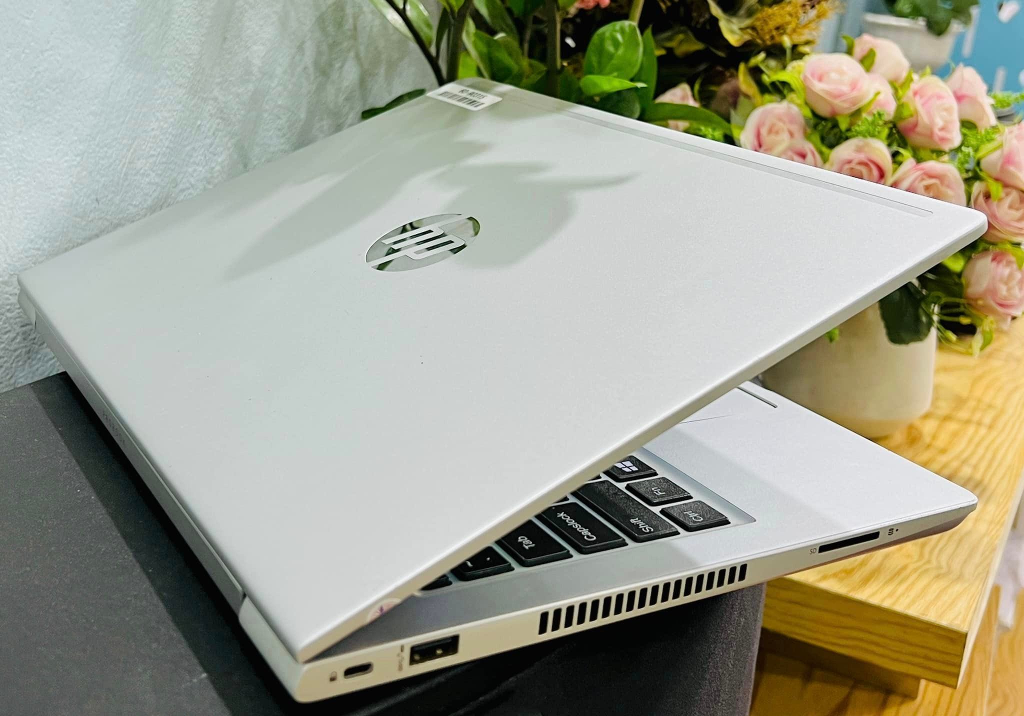 [{"lang_code":"vi","content":"LAPTOP HP Elitebook 830 G5, V\u1ecf Nh\u00f4m Cao C\u1ea5p -  Likenew - \u0110\u1eb9p 99 %"}]