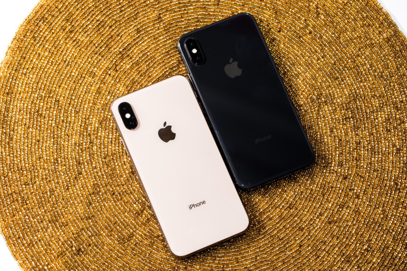 [{"lang_code":"vi","content":"Iphone XS Qu\u1ed1c t\u1ebf"}]
