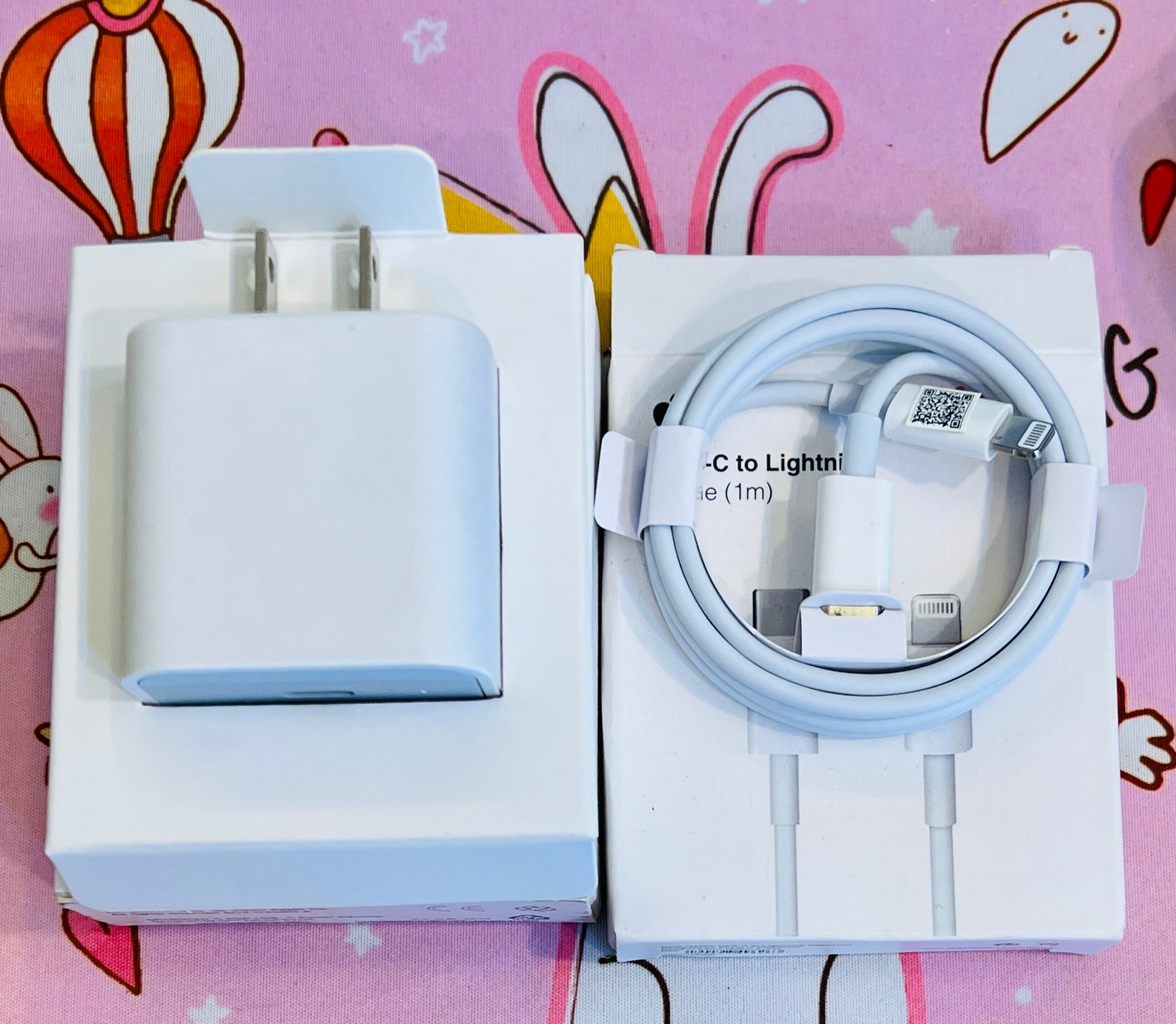 [{"lang_code":"vi","content":"B\u1ed9 S\u1ea1c Nhanh iPhone Apple Power Adapter 20W Type-C ch\u00e2n d\u1eb9t Full box"}]