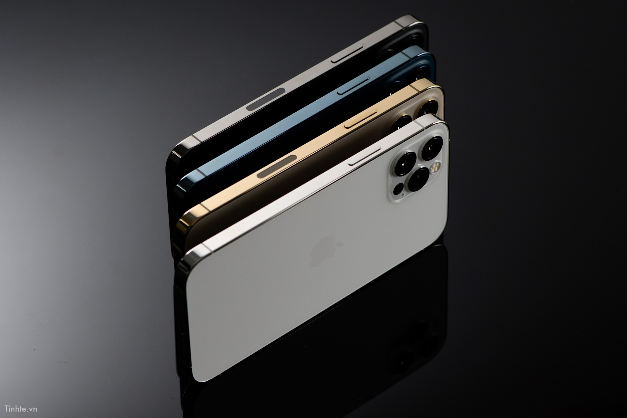 [{"lang_code":"vi","content":"IPHONE 12 PRO 128GB M\u00c0U \u0110EN \u0110\u1eb8P 99% B\u1ea2N QU\u1ed0C T\u1ebe"}]