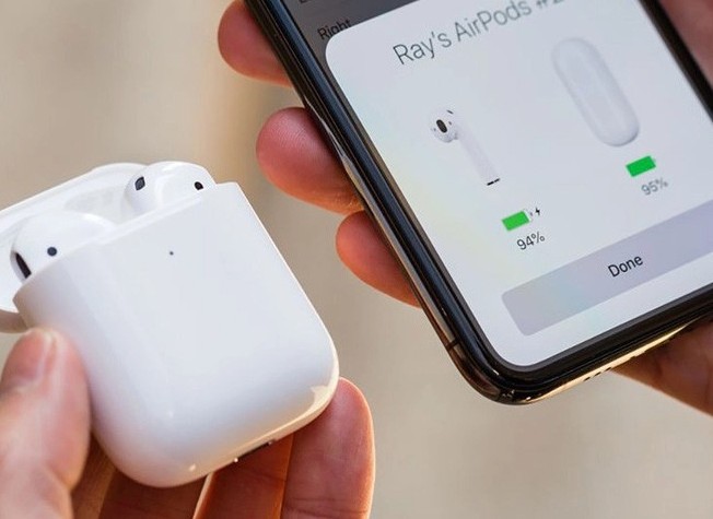 [{"lang_code":"vi","content":"Tai nghe AirPods 2 H\u1ed5 V\u1eb1n 1562 -  \u00c2m thanh ch\u1ea5t l\u01b0\u1ee3ng"}]