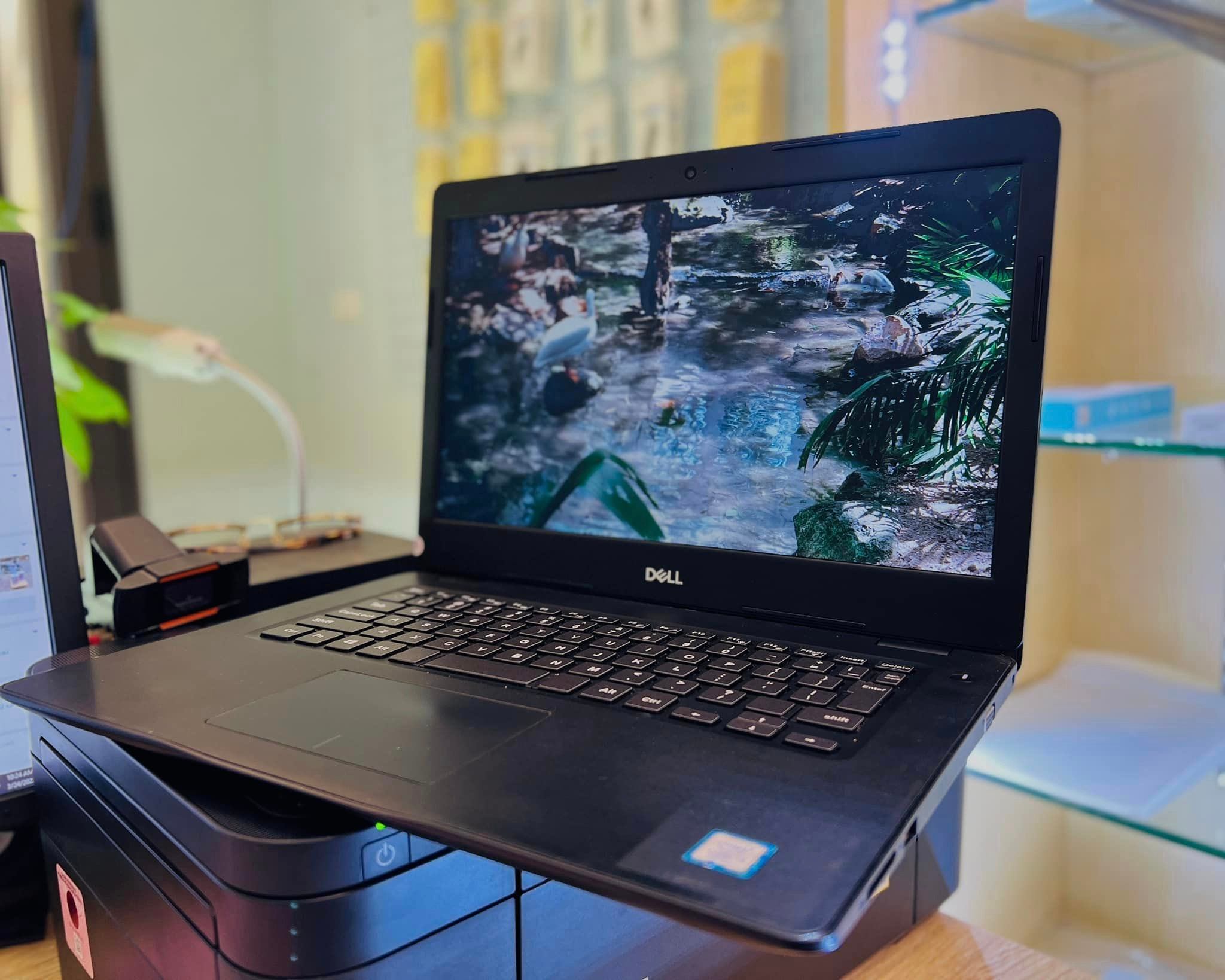 [{"lang_code":"vi","content":"M\u00e1y t\u00ednh Laptop Dell Latitude 3490 Core I5 Ram 8Gb\/128Gb"}]